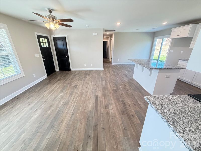 Spacious, unfurnished interior of a new home in , Kannapolis (Image 11).