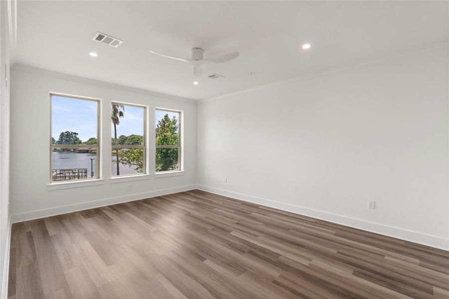 Spacious, unfurnished interior of a new home in , Onalaska (Image 23). Spacious, unfurnished interior of a new home in , Onalaska (Image 23).