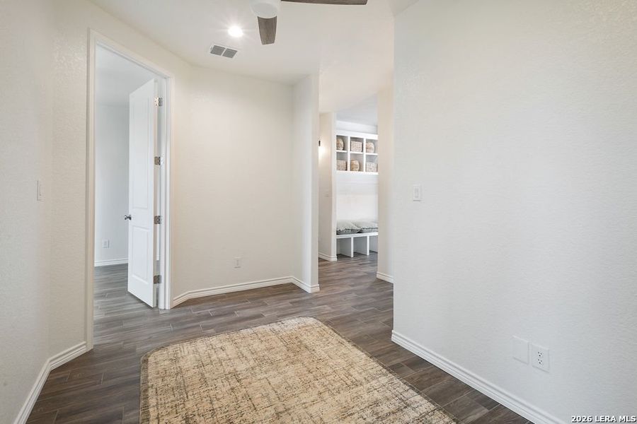 Spacious, unfurnished interior of a new home in , New Braunfels (Image 17).