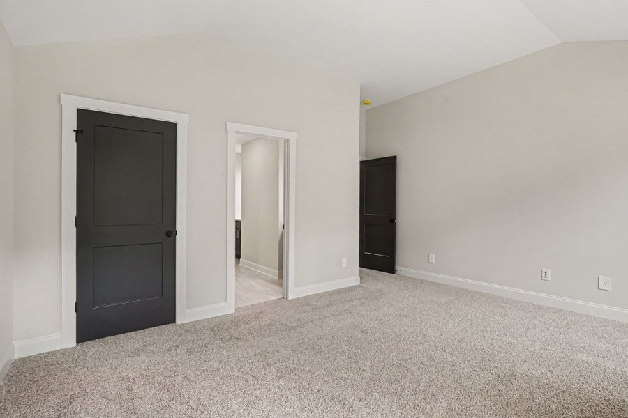 Spacious, unfurnished interior of a new home in Flint Farms, Concord (Image 47).