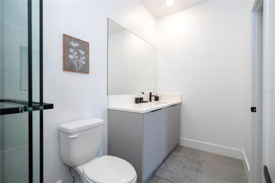 Furnished interior view inside a new home in , Kissimmee (Image 13).