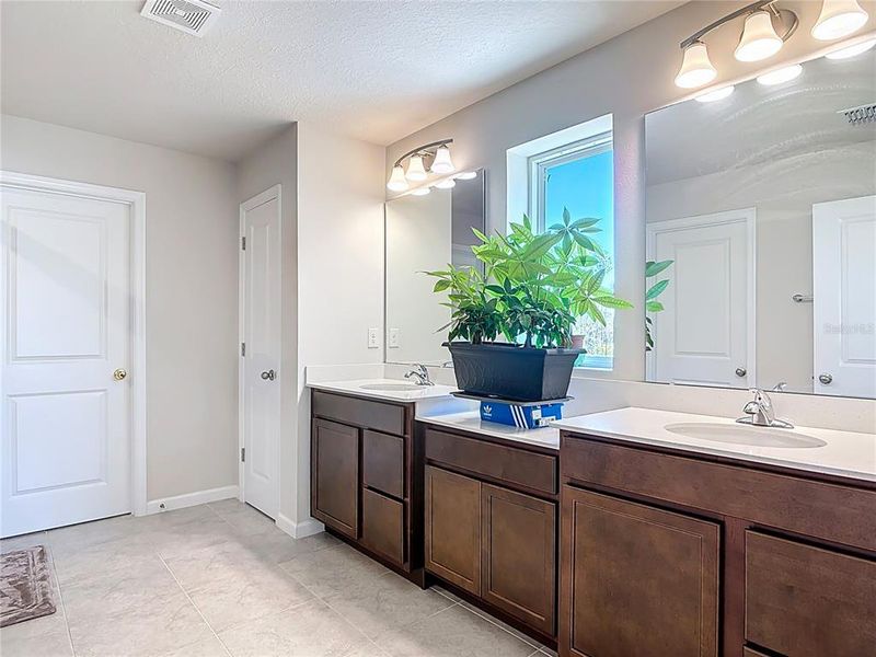 Furnished interior view inside a new home in , Daytona Beach (Image 12).