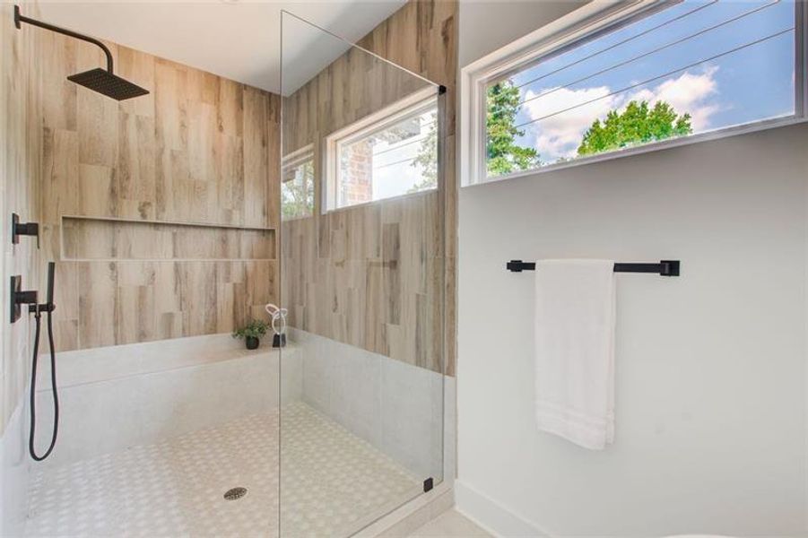 Image 32 of a home in .
