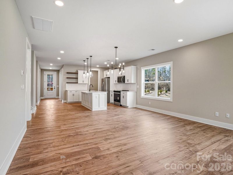Spacious, unfurnished interior of a new home in , Weaverville (Image 27).