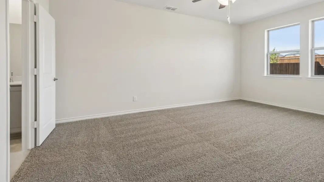 Spacious, unfurnished interior of a new home in Silverado, Aubrey (Image 6). Spacious, unfurnished interior of a new home in Silverado, Aubrey (Image 6).