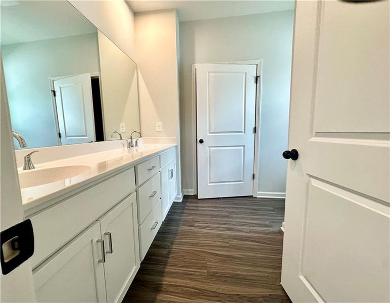 Furnished interior view inside a new home in Annsbury Park, Lilburn (Image 10).