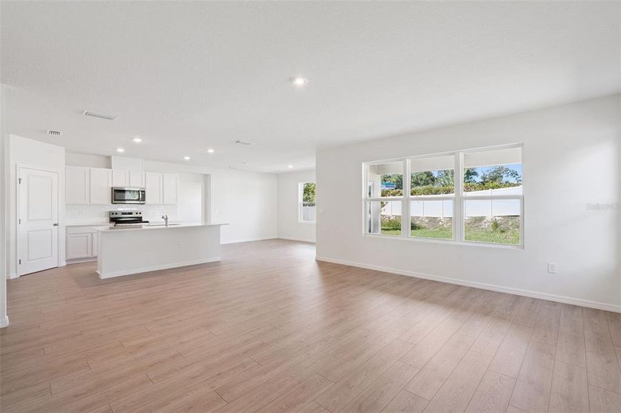 Spacious, unfurnished interior of a new home in , Ormond Beach (Image 10).