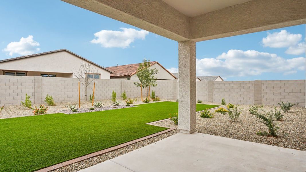 Representative exterior details of a home built from the 4504 by Risewell Homes in The Estates at Frontera, Surprise (Image 3). Representative exterior details of a home built from the 4504 by Risewell Homes in The Estates at Frontera, Surprise (Image 3).