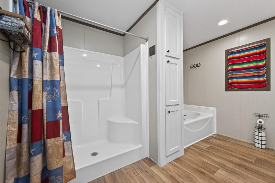 Furnished interior view inside a new home in , Cleveland (Image 38). Furnished interior view inside a new home in , Cleveland (Image 38).