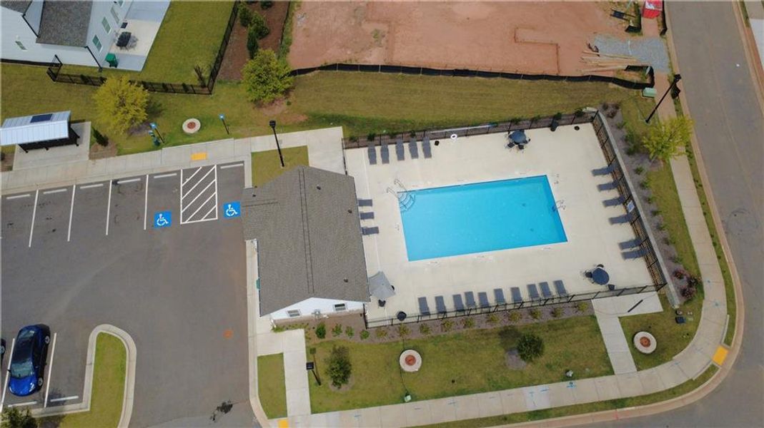 Community amenities in , Lilburn (Image 61).