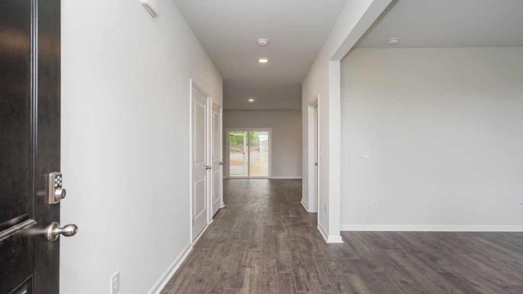 Representative unfurnished interior of a home built from the GALEN by D.R. Horton in Island Green, Myrtle Beach (Image 15).
