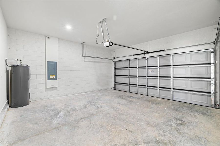 Spacious, unfurnished interior of a new home in , Ocala (Image 19). Spacious, unfurnished interior of a new home in , Ocala (Image 19).