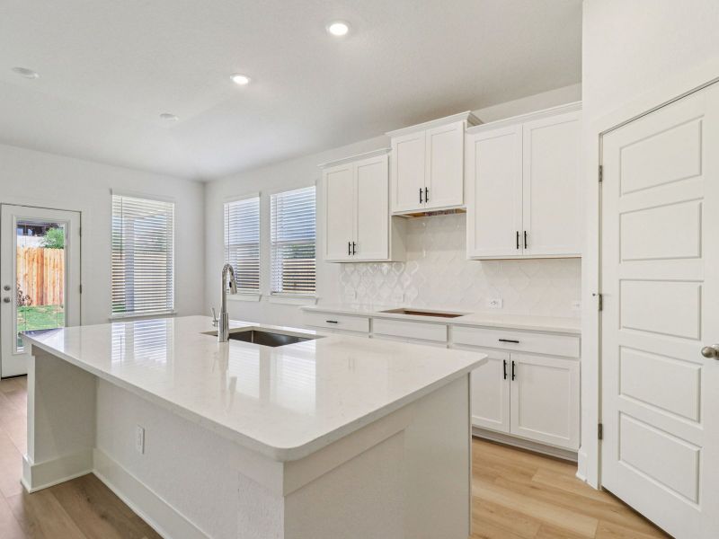 Furnished interior view inside a new home in Sagebrooke - Classic Series, San Antonio (Image 6).