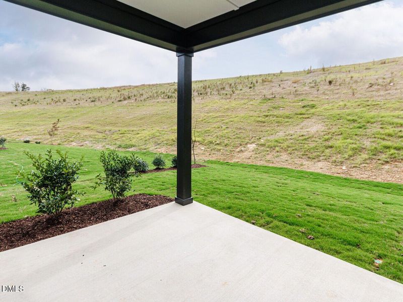 027-1280x960-porch 027-1280x960-porch