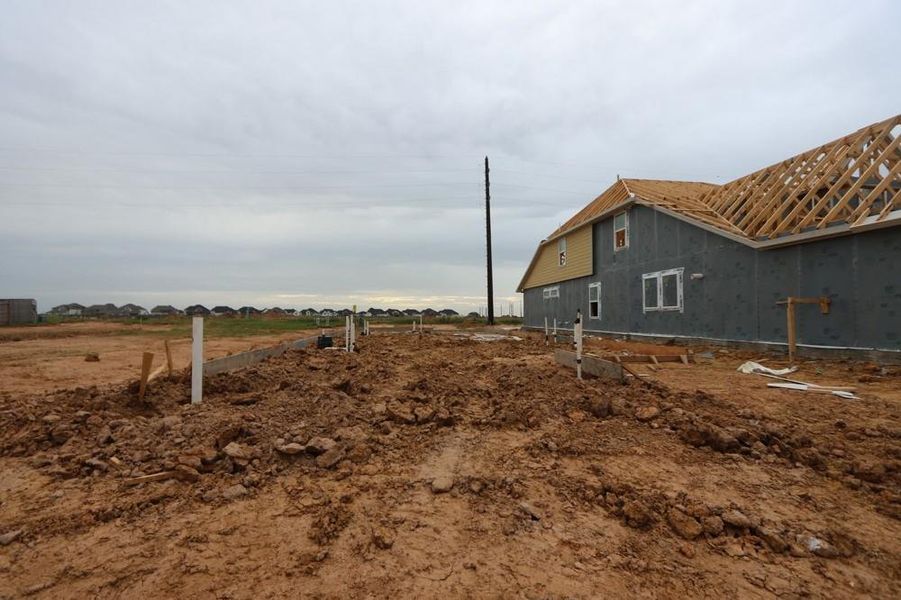 Every foundation at DWH is engineered and it’s inspected three times! We do not do “batch” testing. Rest easy knowing your foundation comes with a 10 year warranty. Every foundation at DWH is engineered and it’s inspected three times! We do not do “batch” testing. Rest easy knowing your foundation comes with a 10 year warranty.