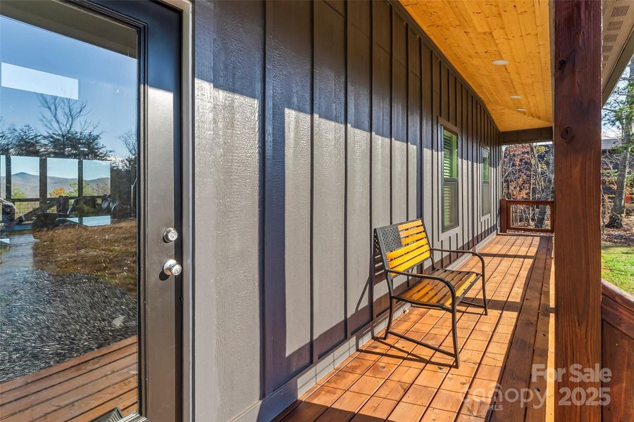 Exterior details and patio area of a home in , Nebo (Image 28).