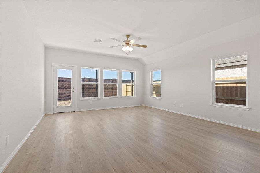 Spacious, unfurnished interior of a new home in Cypress Green, Hockley (Image 11). Spacious, unfurnished interior of a new home in Cypress Green, Hockley (Image 11).