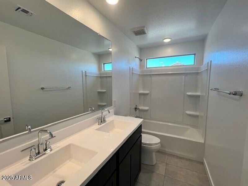 BR35 lot 124 Upstairs Bath