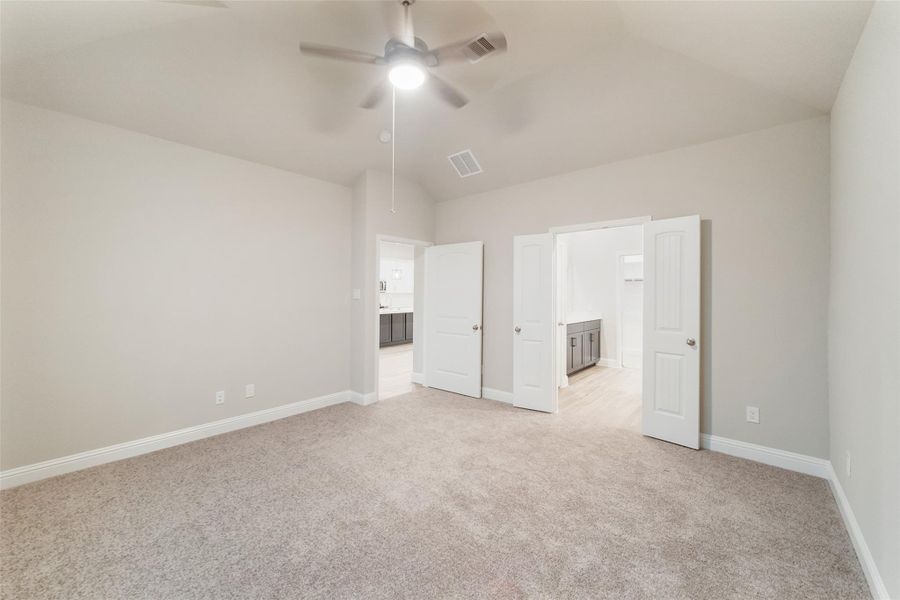 Spacious, unfurnished interior of a new home in Bridgeland: Signature Collection, Cypress (Image 19).