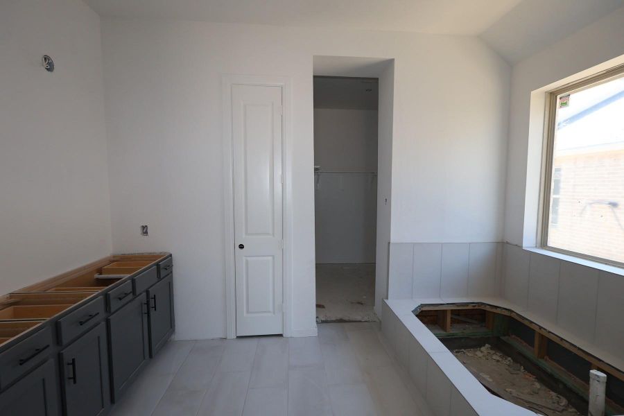 In-progress construction of a new home in Meridiana 45' Homesites, Manvel, TX (Image 9).