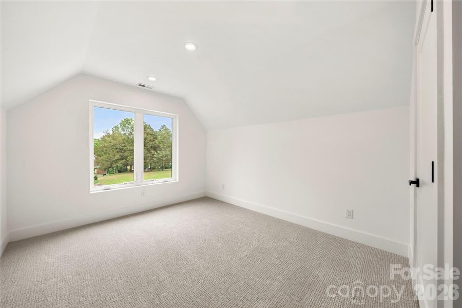 Spacious, unfurnished interior of a new home in , Monroe (Image 24).