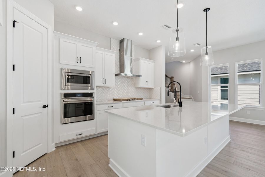 Furnished interior view inside a new home in Crosswinds 40’, Ponte Vedra (Image 5).
