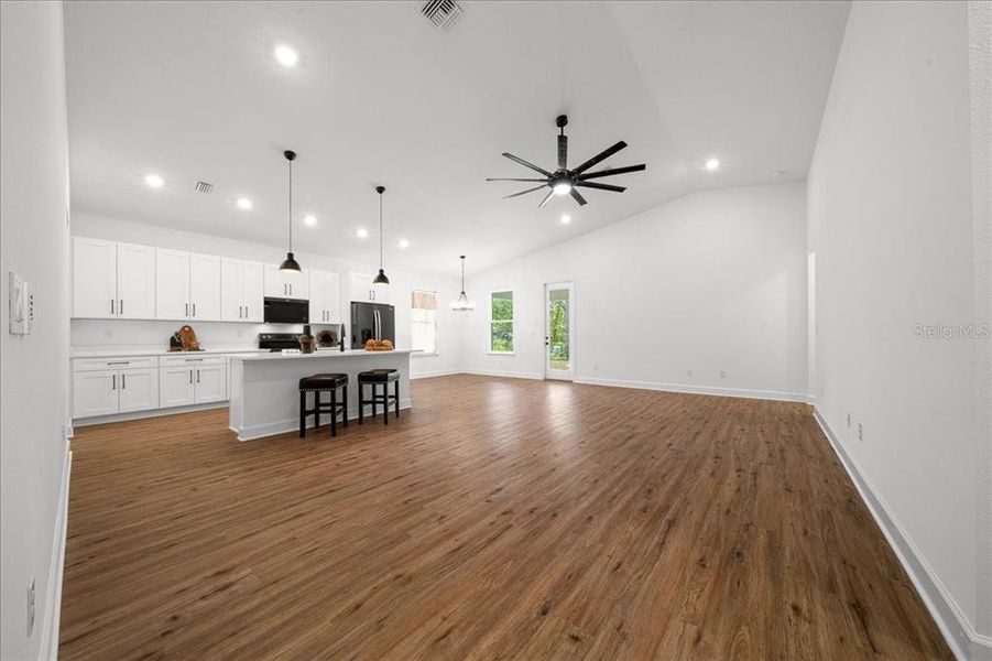 Spacious, unfurnished interior of a new home in , Weeki Wachee (Image 64). Spacious, unfurnished interior of a new home in , Weeki Wachee (Image 64).