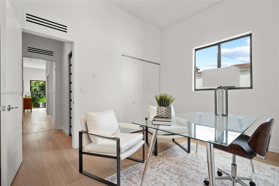 Furnished interior view inside a new home in , Miami (Image 22). Furnished interior view inside a new home in , Miami (Image 22).