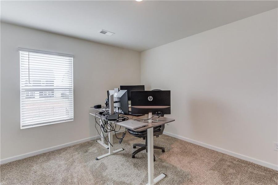 Furnished interior view inside a new home in Twin Lakes, Hoschton (Image 18).