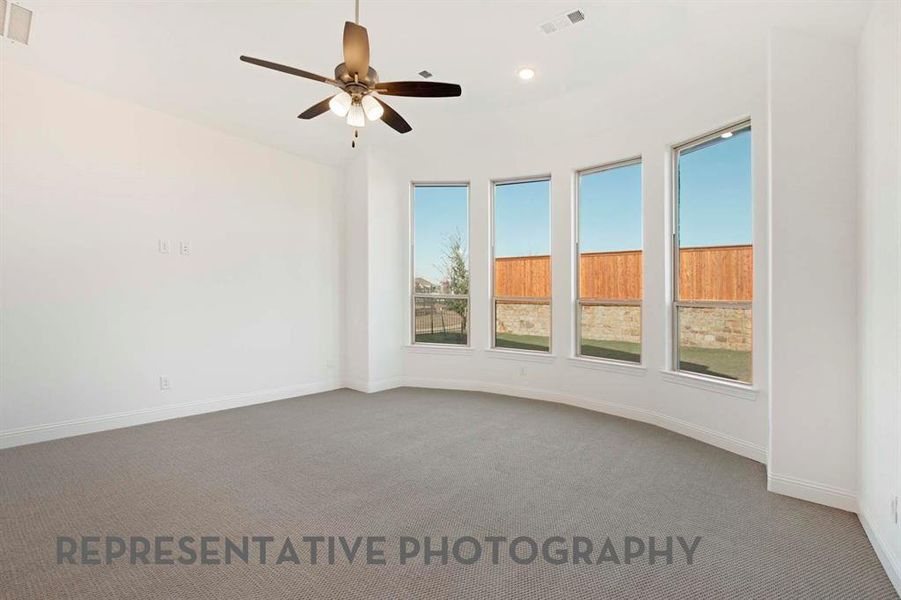 Spacious, unfurnished interior of a new home in Mustang Lakes, Celina (Image 5).