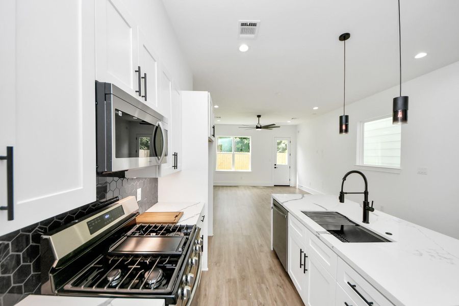 Image 3 of a home in .