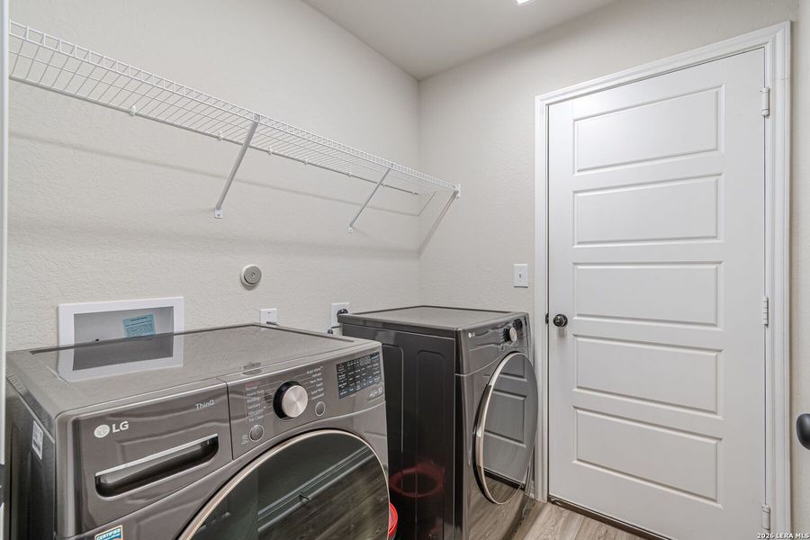 Furnished interior view inside a new home in Willow Point, San Antonio (Image 19).