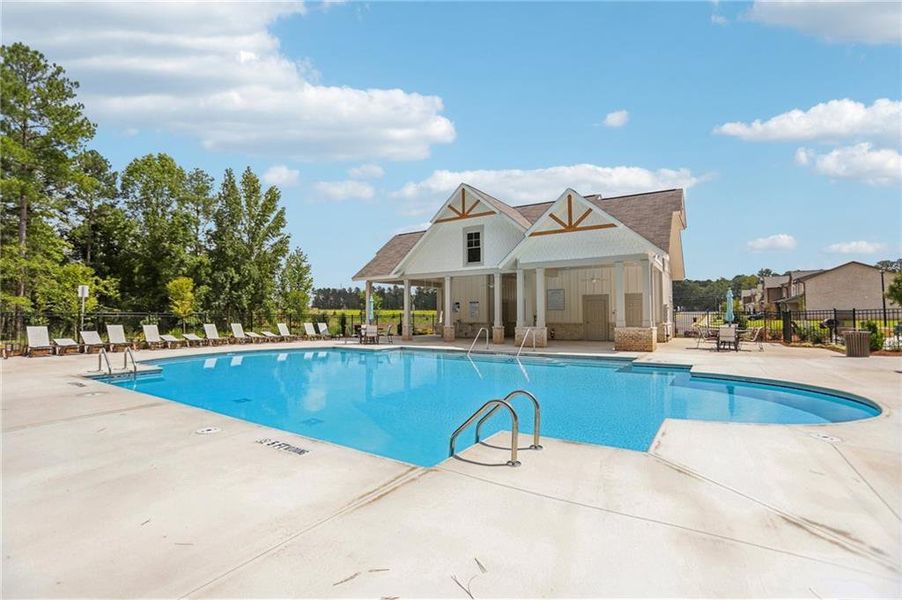 Community amenities in Kendall Grove, McDonough (Image 9).