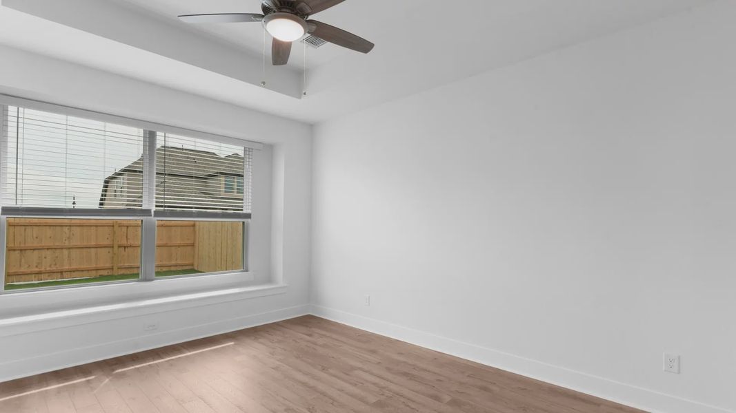 Spacious, unfurnished interior of a new home in Santa Rita Ranch, Liberty Hill (Image 16).