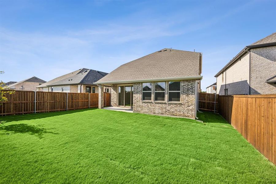 Exterior details and patio area of a home in Heritage Ranch, Sherman (Image 2). Exterior details and patio area of a home in Heritage Ranch, Sherman (Image 2).