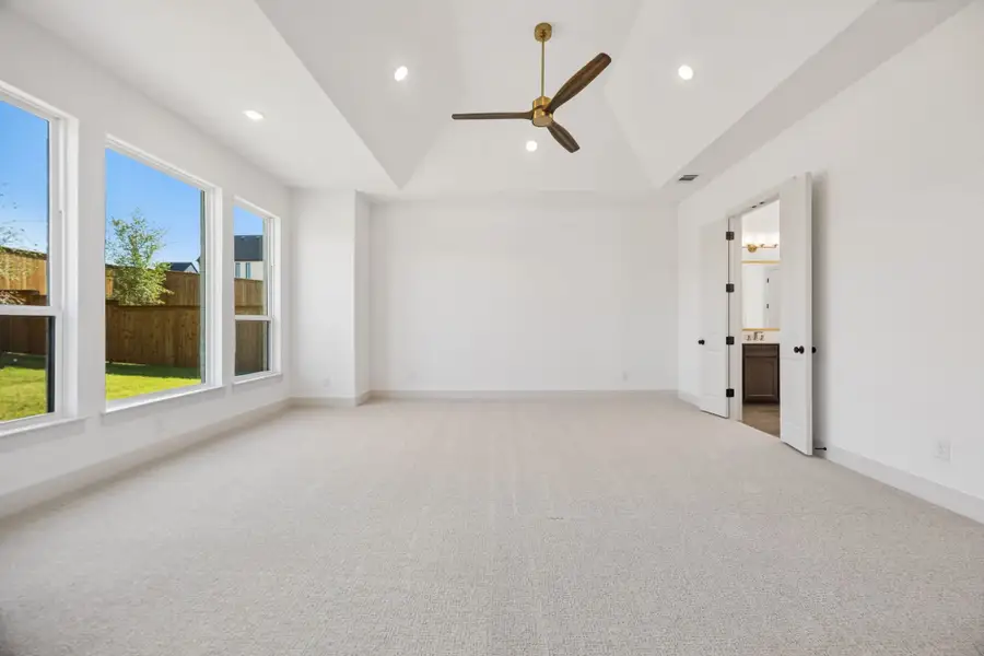 Spacious, unfurnished interior of a new home in The Parks at Wilson Creek, Celina (Image 43). Spacious, unfurnished interior of a new home in The Parks at Wilson Creek, Celina (Image 43).