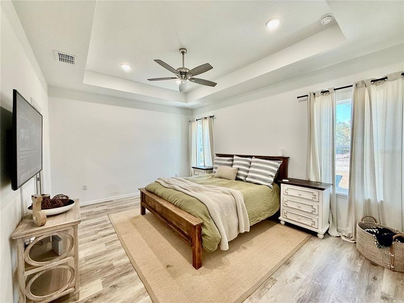Furnished interior view inside a new home in , Eustis (Image 13).