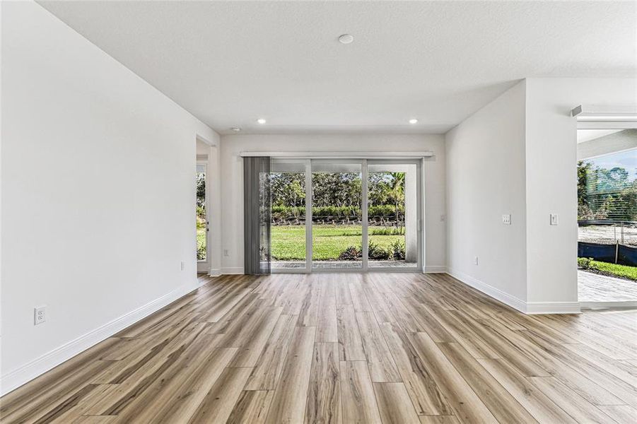 Spacious, unfurnished interior of a new home in Hawkstone, Sarasota (Image 21). Spacious, unfurnished interior of a new home in Hawkstone, Sarasota (Image 21).