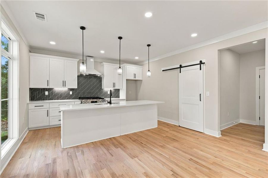 Furnished interior view inside a new home in , Atlanta (Image 21).