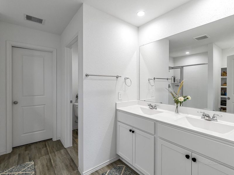 Furnished interior view inside a new home in Tamarron, Fulshear (Image 12).