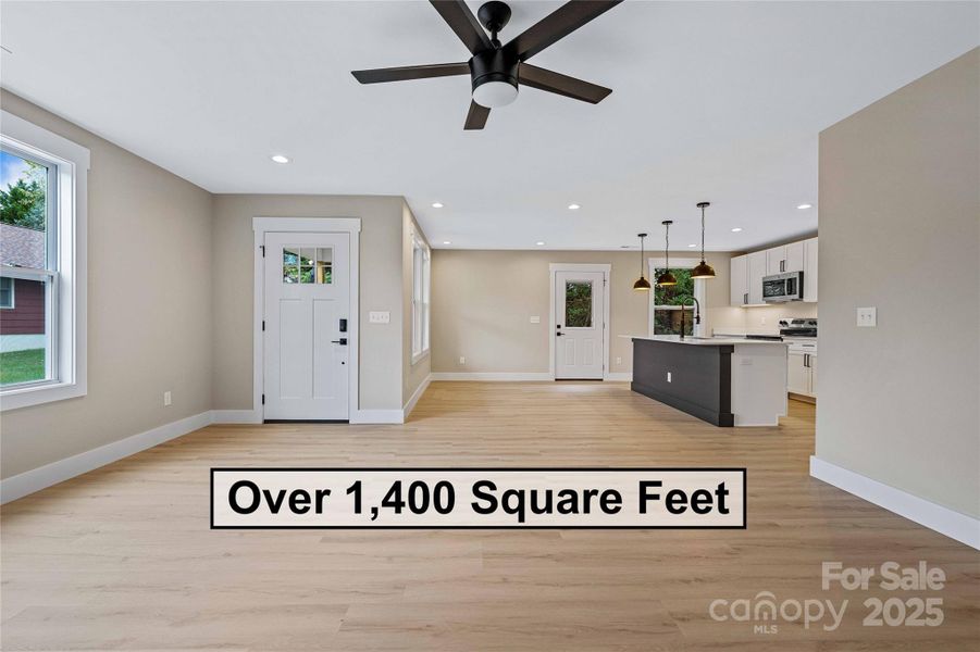 Spacious, unfurnished interior of a new home in , Asheville (Image 34).