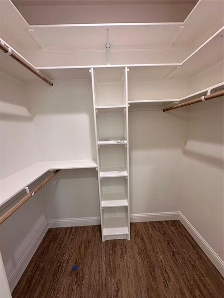 Spacious, unfurnished interior of a new home in , Abilene (Image 12).