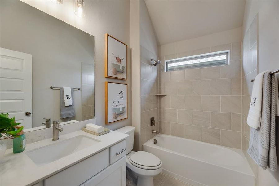 Furnished interior view inside a new home in , Royse City (Image 12).