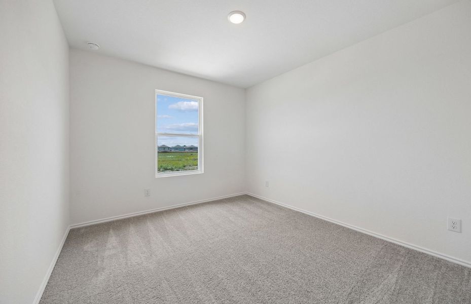 Representative unfurnished interior of a home built from the Frio by Centex in Ashford Crossing, Princeton (Image 16).
