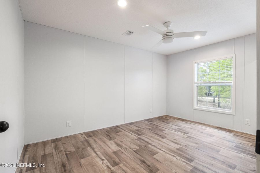 Spacious, unfurnished interior of a new home in , Hawthorne (Image 33).