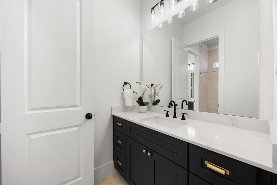 Furnished interior view inside a new home in , Tomball (Image 17).