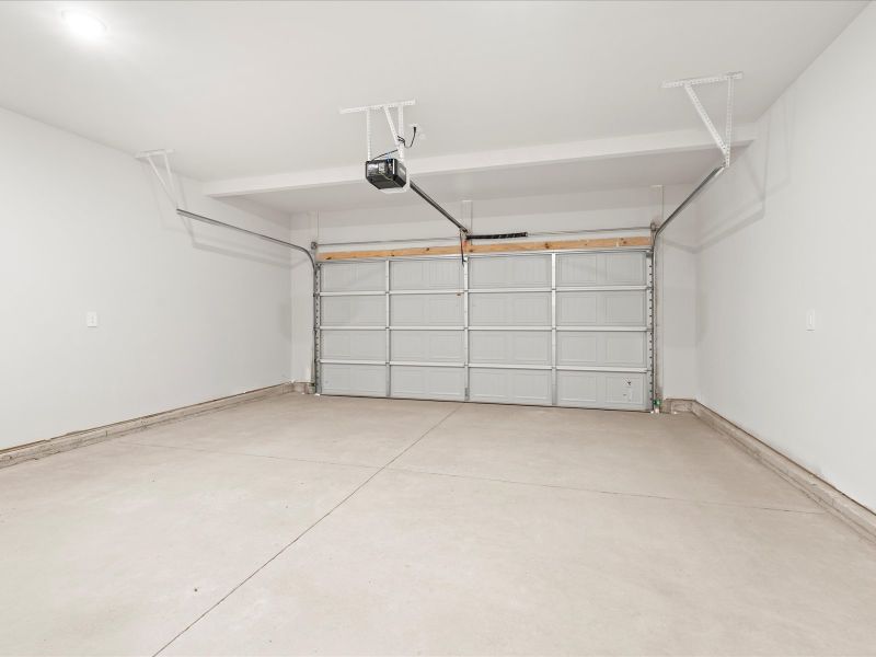 Welcome to the Brentwood floorplan at Holland Park.