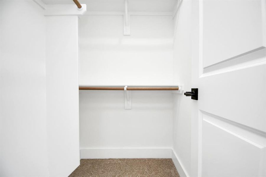 walk-in closet