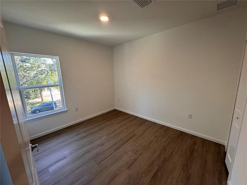 Spacious, unfurnished interior of a new home in , Orlando (Image 19).
