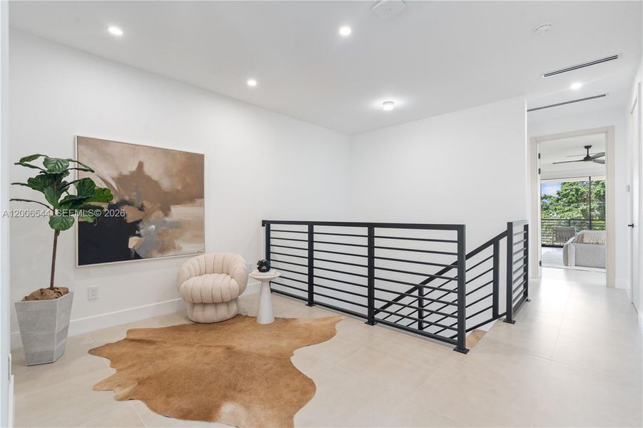 Image 27 of a home in .